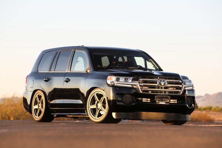  Toyota Land Speed Cruiser (URJ200) 2016 года  (фото 1 из 13)